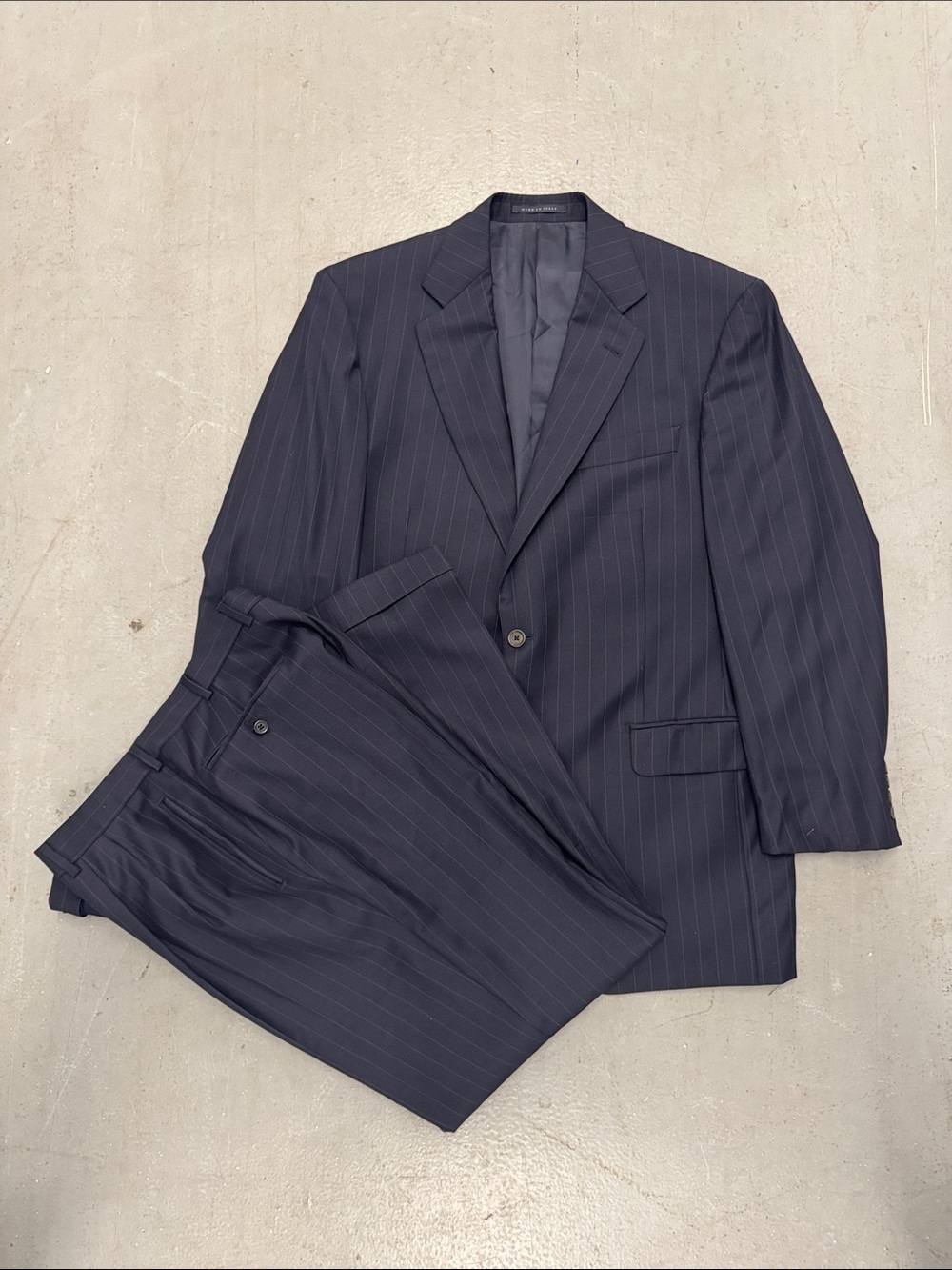 Lubiam Men's Dark Navy Pinstripe Suit 42R